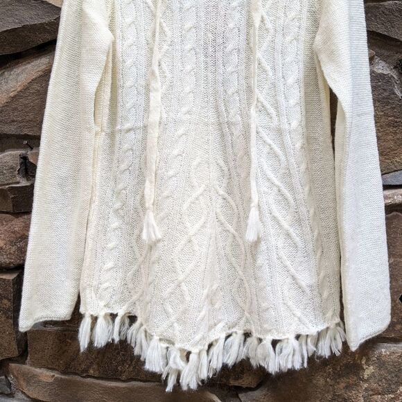 NWT PRANA Shelby Poncho Knit Top Cream L - Picture 4 of 9